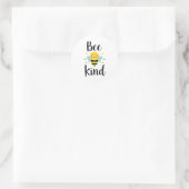 Whimsical and Kind Bee Illustration Ronde Sticker (Tas)