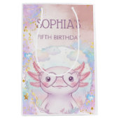 Whimsical axolotl kids birthday medium cadeauzakje (Voorkant)