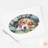 Whimsical Beagle regenachtige dag groene bladeren Ovale Sticker (Envelop)