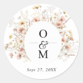 Whimsical Beige Meadow Wildflower Monogram Bruilof Ronde Sticker (Voorkant)