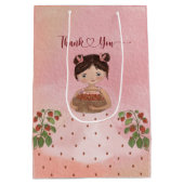 Whimsical Berry First Favor Bag - Snail & Girl Medium Cadeauzakje (Achterkant)