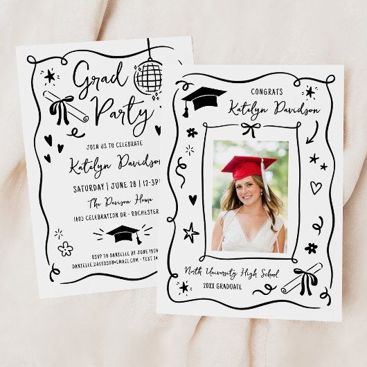 Whimsical Black Doodle Photo Grad Party Kaart