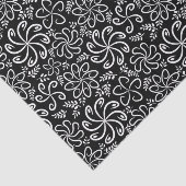 Whimsical Black White Spiral Flower Leafs Pattern Tissuepapier (Detail)