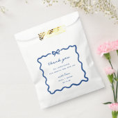 Whimsical Blauwe Hand Getrokken Bow Lijst Bruiloft Bedankzakje (Gezegeld)