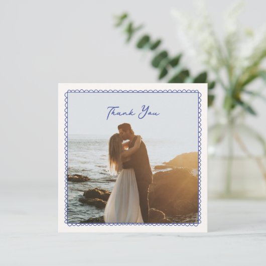 Whimsical, blauwe hand getrokken bruiloft bedankka bedankkaart (Staand voorkant)