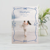 Whimsical Blauwe Huwelijksfoto Bedankkaart (Staand voorkant)