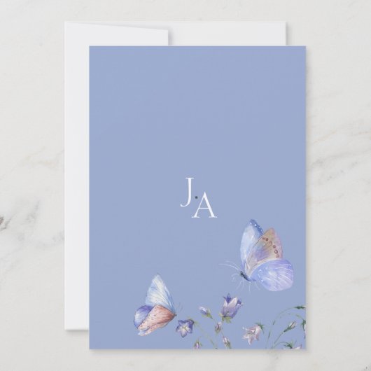 Whimsical Blauwe Vlinders Monogram Bruiloft Kaart (Achterkant)