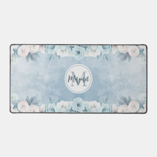 Whimsical Blauwe Waterverf Bloemen Monogram Naam Bureaumat