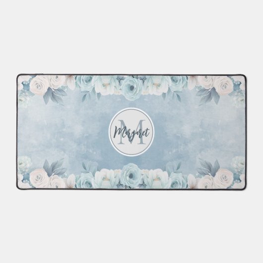 Whimsical Blauwe Waterverf Bloemen Monogram | Naam Bureaumat (Voorkant)