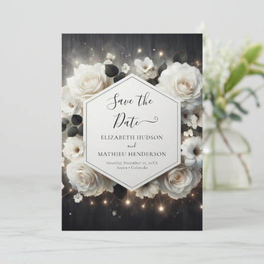 Whimsical Bloemen Witte Rozen bruiloft Save The Date (Staand voorkant)