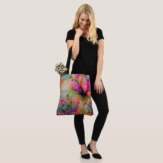 Whimsical Blooms Een uitbarsting van kleurrijke vr Tote Bag (Op model)