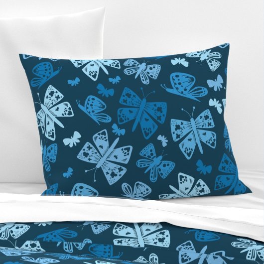Whimsical Blue Butterfly Kussensloop