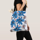 Whimsical Blue en White Flowers Tote Bag (Dichtbij)