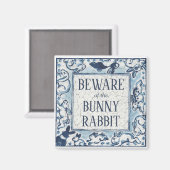 Whimsical Blue Rabbit Tegel Delft Dedham Beware Magneet (Voorkant / Achterkant)
