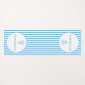 Whimsical Blue White Stripe Preppy Monogram Yogamat (Voorkant (horizontaal))