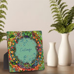 Whimsical Boho Green Fun Bloemen Gepersonaliseerd Fotoplaat<br><div class="desc">Leuk Bloemenhart Ezel Plaque- , grillig en stijlvol kunstwerk gemaakt om te inspireren en op te tillen. Kleurrijk, bloemontwerp voegt enkele positieve vibes toe aan je dag. Deze leuke, trendy schildersezel plaquettes maken geweldige inspirerend koekjes voor familie, vrienden, collega's, docenten, enz.. Personaliseer met een naam of monogram voor een echt...</div>