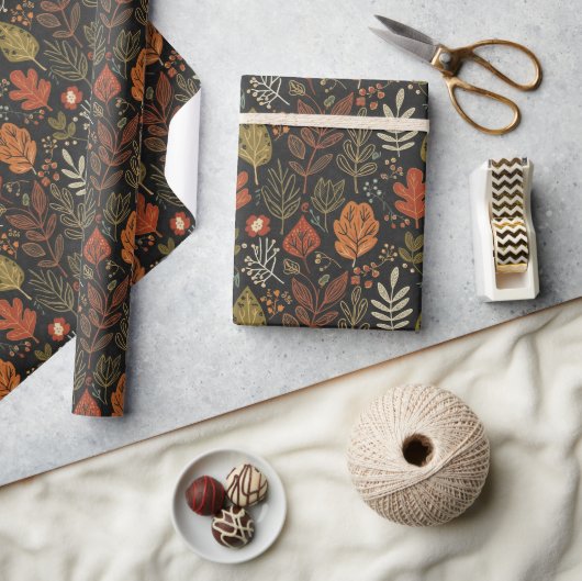 Whimsical Boho Herfstbladeren op Zwart Cadeaupapier (Crafts)