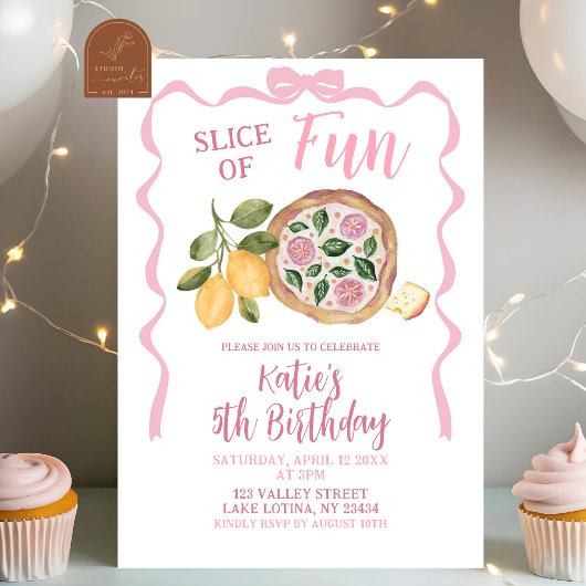 Whimsical Bow Pizza Girl Birthday Party Invitation Kaart