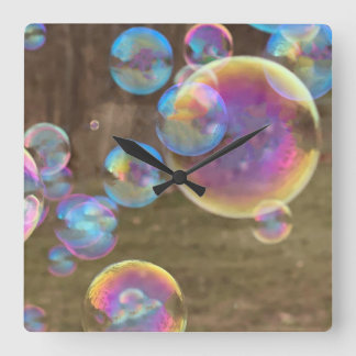 Whimsical Bubbles Clock Vierkante Klok
