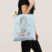 Whimsical Bunny Riding in een Hot Air Ballon Custo Tote Bag (Dichtbij)