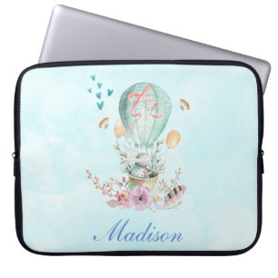 Whimsical Bunny Riding in een luchtballon Laptop Sleeve