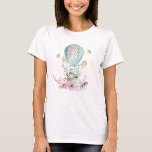Whimsical Bunny Riding in een luchtballon T-shirt