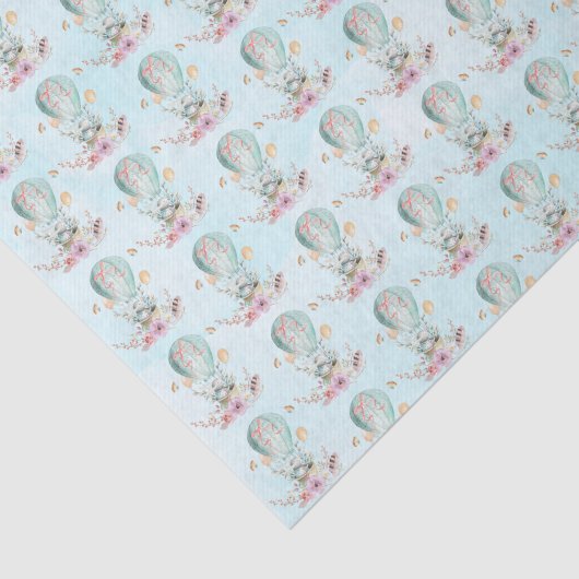 Whimsical Bunny Riding in een luchtballon Tissuepapier (Detail)