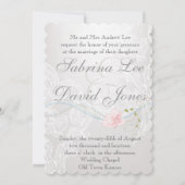 Whimsical Butterflies en Lace Wedding Invitation Kaart (Achterkant)