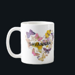 Whimsical Butterflies Love Heart Faux Glitter Name Koffiemok<br><div class="desc">Gemengde media kleurrijk vlinderhart met faux gouden glitterelementen met een aanpasbare naam die geschikt is voor elke gelegenheid, zoals Valentijnsdag, Moederdag, Jubileum, of enige andere dag om je liefde en waardering voor iemand die speciaal in je leven is.</div>