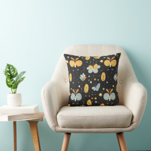 Whimsical Butterfly & Leaf Decoratief Kussen – Min