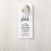 Whimsical Calligraphy Hotel Wedding Guest Deurhanger (Op knop)