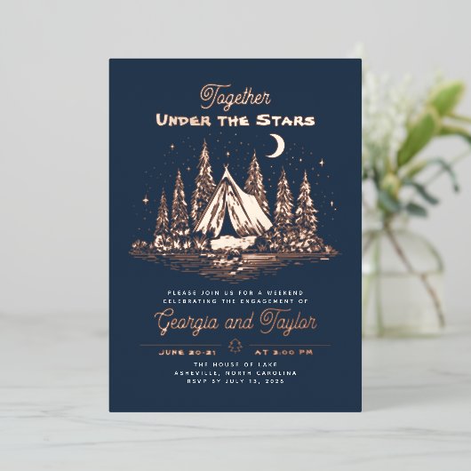 Whimsical Camping Under the Stars Engagement Party Folie Uitnodiging (Staand Voorkant)