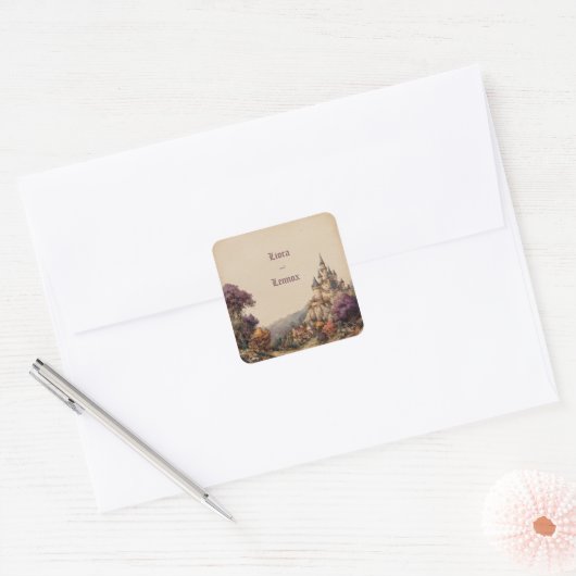 Whimsical Castle Crest Wedding Vierkante Sticker (Envelop)