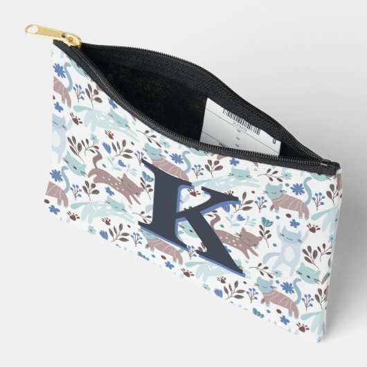 Whimsical Cat Pattern, Blauw Grijs Monogram Etui (Open)