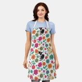 Whimsical Cats en Retro Bloemmotief Schort (Gedragen)