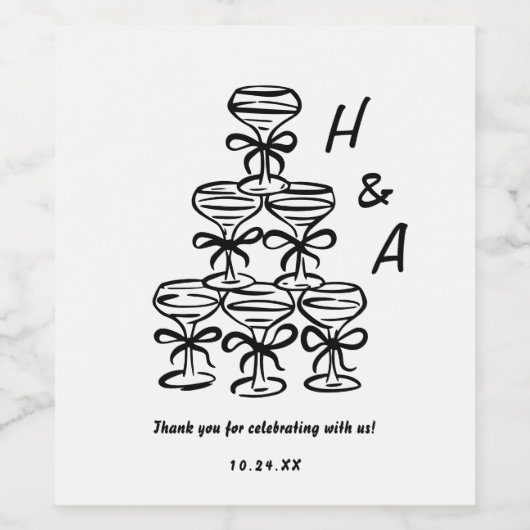 Whimsical Champagne Tower Wedding Favorieten Wijn Etiket (Enkel label)