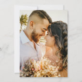 Whimsical Charm Wild Flower Krans Foto Huwelijk Kaart (Achterkant)