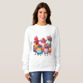 Whimsical Chickens met glas - Vrouwen T-shirt (Voorkant volledig)