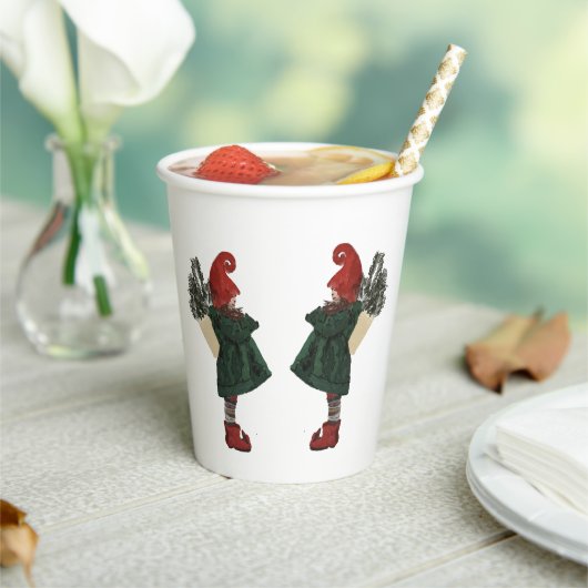 Whimsical Christmas Gnome Paper Cups Papieren Bekers (Insitu)