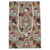 Whimsical Christmas Santa and Snowman Medium Cadeauzakje (Achterkant)