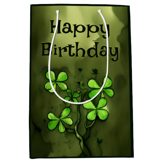Whimsical Clovers Irish Happy Birthday Medium Cadeauzakje (Voorkant)