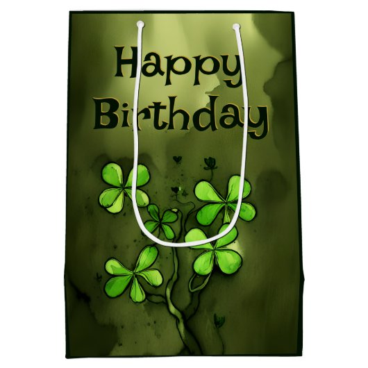 Whimsical Clovers Irish Happy Birthday Medium Cadeauzakje (Achterkant)