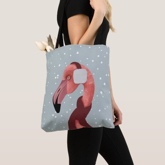 Whimsical Cosy Winter Flamingo met sjaal Tote Bag (Dichtbij)