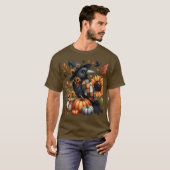 Whimsical Crow met pompoenen en zonnebloemen T-shirt (Voorkant volledig)
