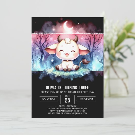 Whimsical Custom Koe Verjaardag Kaart (Staand voorkant)