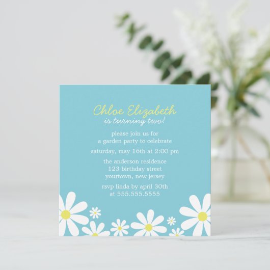 Whimsical Daisies Verjaardagsfeestje Kaart (Staand voorkant)