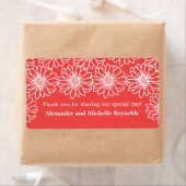 Whimsical Daisies Wedding Labels, Red Etiket (Insitu)