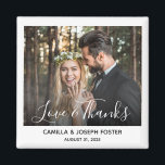 Whimsical Dank u bruiloft foto Keepsake Magneet<br><div class="desc">Deel met je geliefden in het belang van je speciale dag,  met dit eenvoudige en griezelige ontwerp: liefde en bedankt magneet die je kunt aanpassen met je afbeelding,  namen en trouwdatum. Als u vragen hebt,  kunt u contact opnemen met mischakaydesign@gmail.com voor hulp.</div>