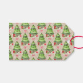 Whimsical Decorated Kerstbomen en Red Bows Cadeaulabel (Voorkant (Horizontaal))