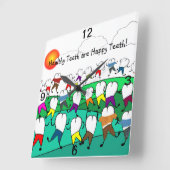 Whimsical Dental Clock Tooth People Vierkante Klok (Hoek)